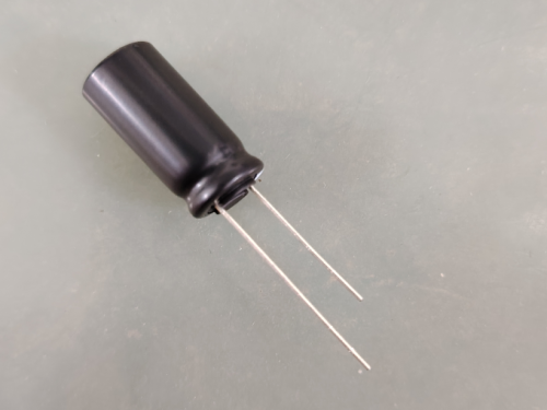 JGNE精工2.7V 5F圆柱超级电容器HESR2R7505Z-L卷绕法拉电容器