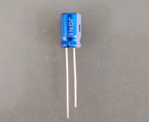 超级电容充放电多少次 超级电容充放电多少次