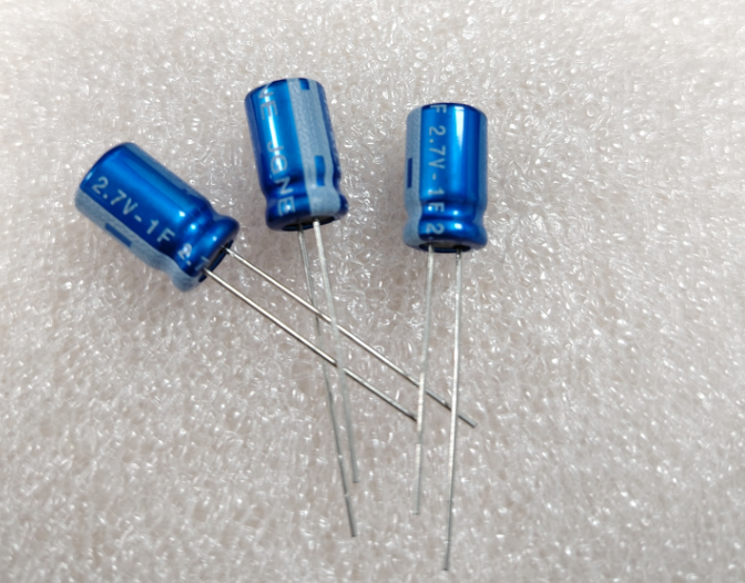 为什么法拉电容耐压是2.7v