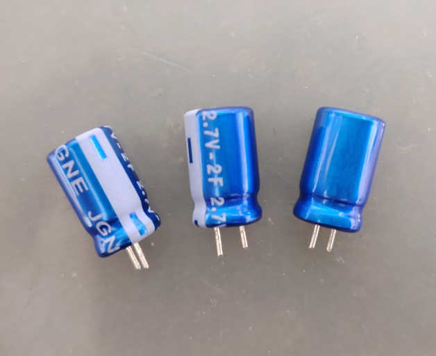 超级电容电压为什么是2.7v