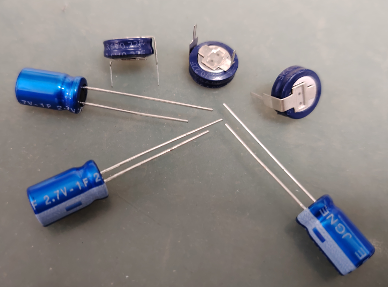 法拉电容2.7v 3.3f表示什么