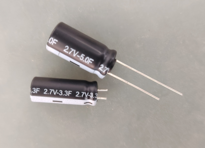 超级电容器放电截止电压是多少