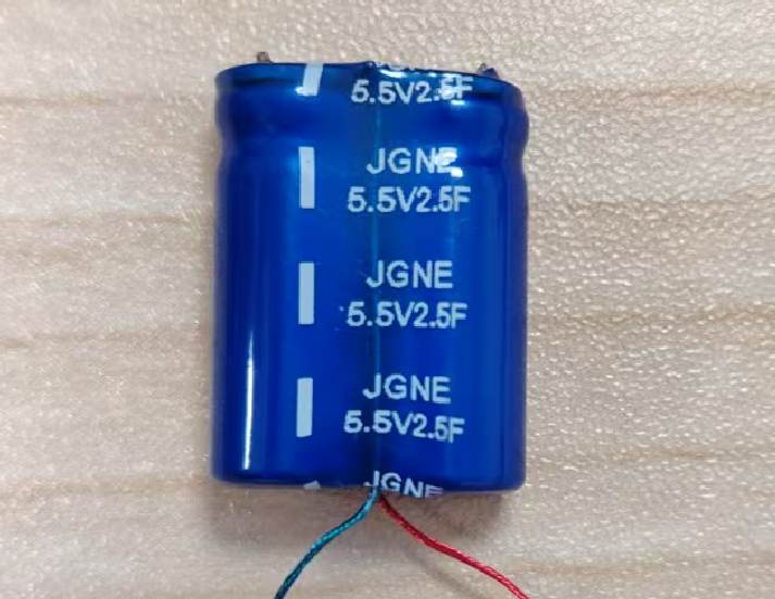 给超级电容充电有响声一直发出