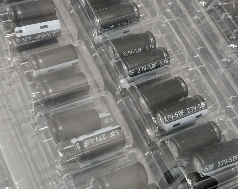 超级电容放电后电压升高