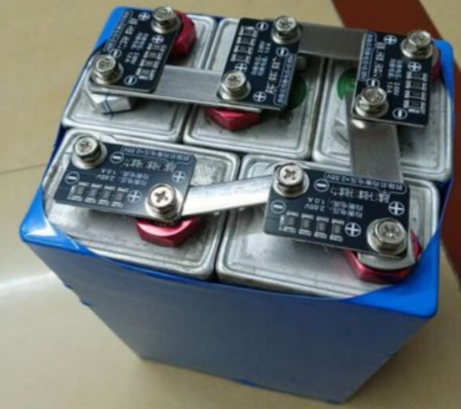 超级法拉电容均衡板原理