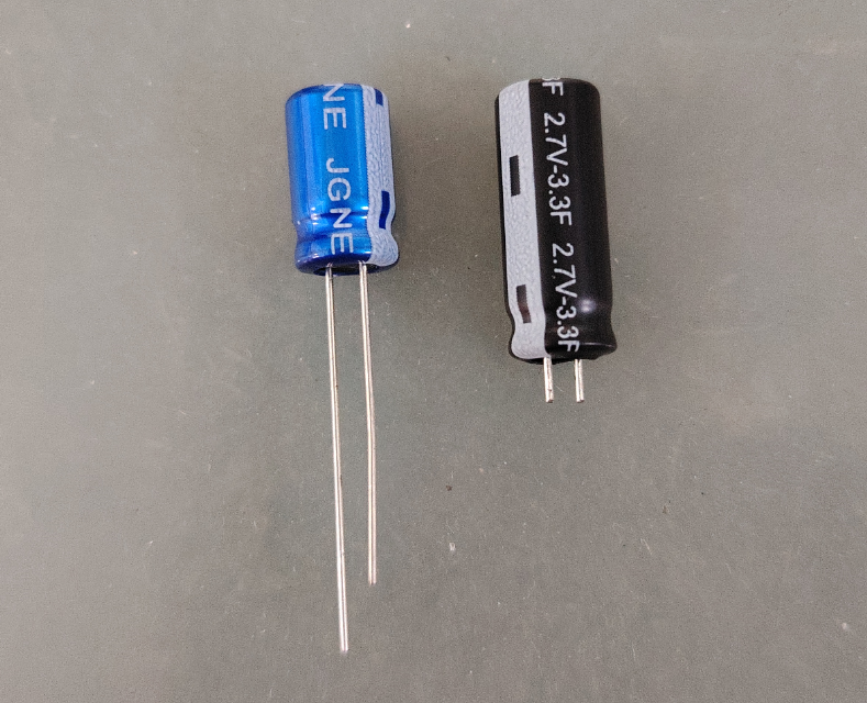 法拉电容充满电放电时的电压变化