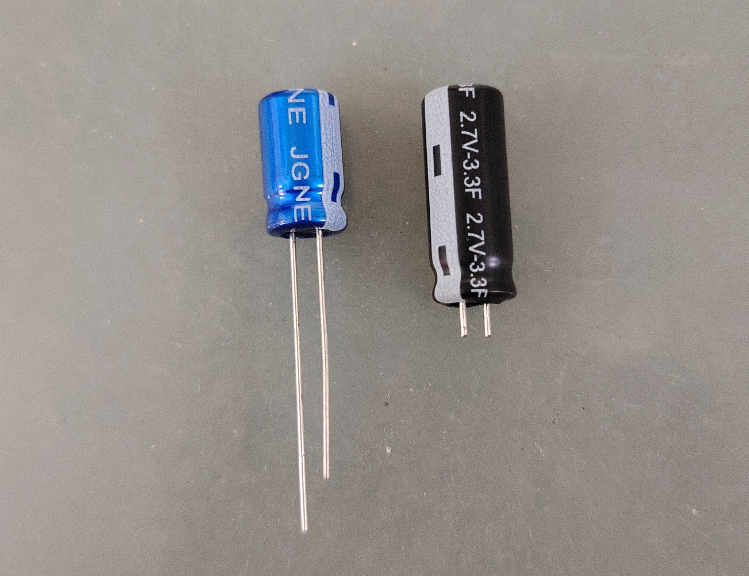 法拉电容充电后电压下降快