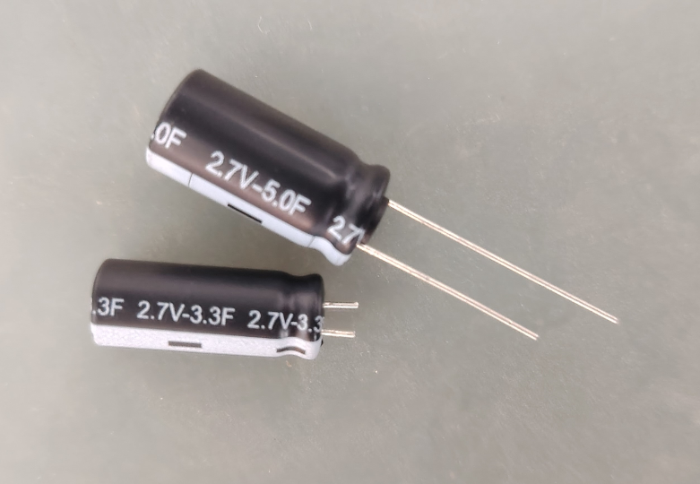 锂电池和超级电容的特性对比